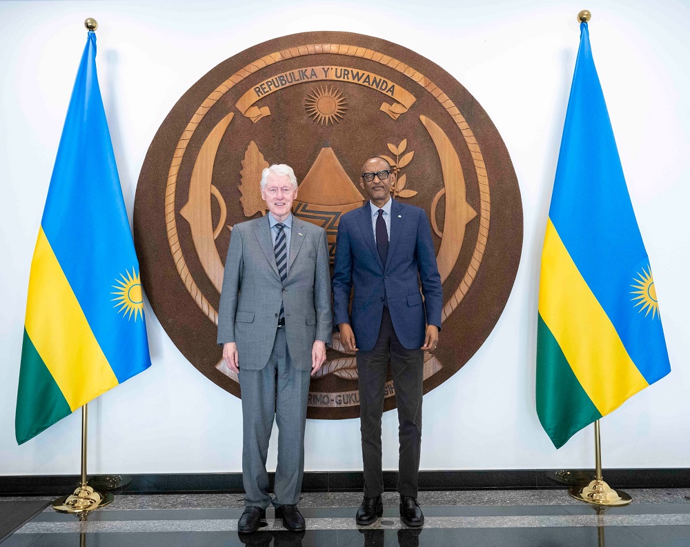 Kagame Na Clinton Baganiriye Ku Mutekano Mucye Wa Congo – Umuseke